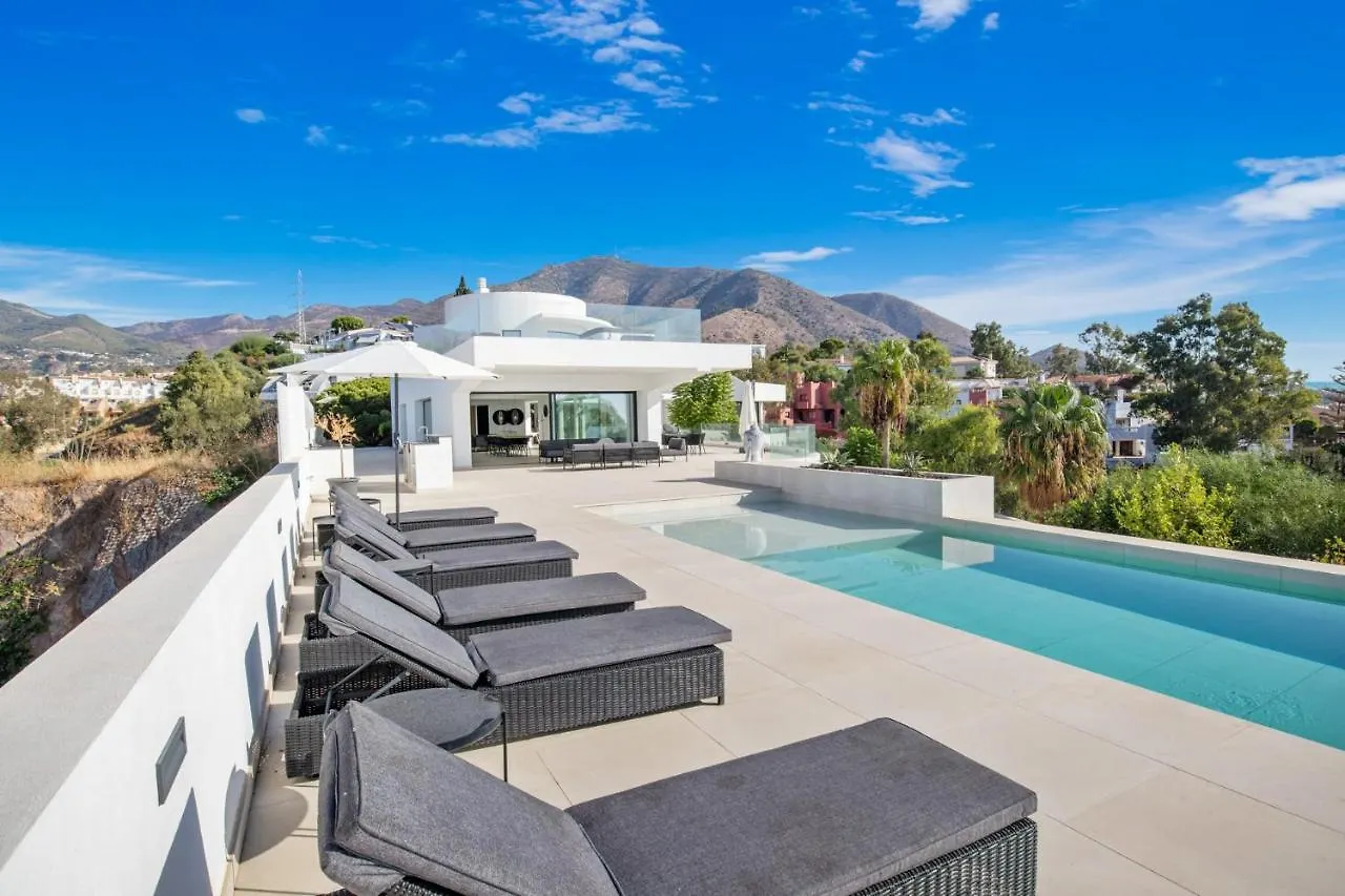 Villa Nirvana - Pool, Jacuzzi, Terrace & Sea View Fuengirola