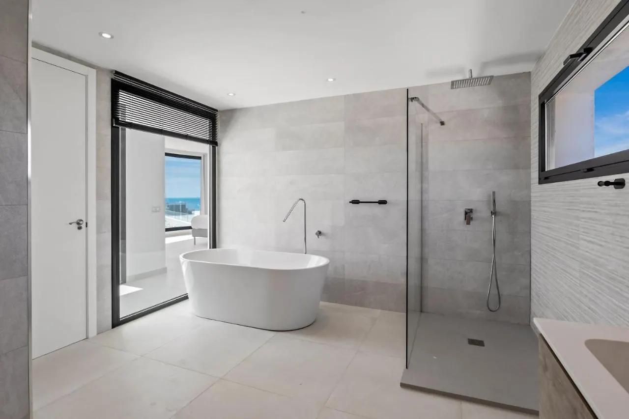 Villa Nirvana - Pool, Jacuzzi, Terrace & Sea View Fuengirola Spain