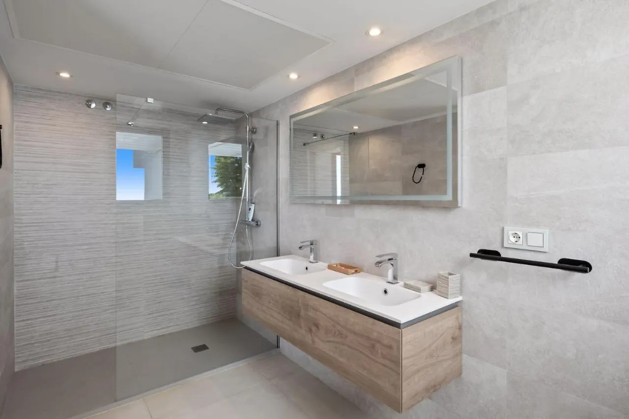 Villa Nirvana - Pool, Jacuzzi, Terrace & Sea View Fuengirola